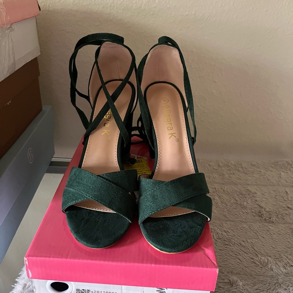 Allegra K Green Strappy Heels